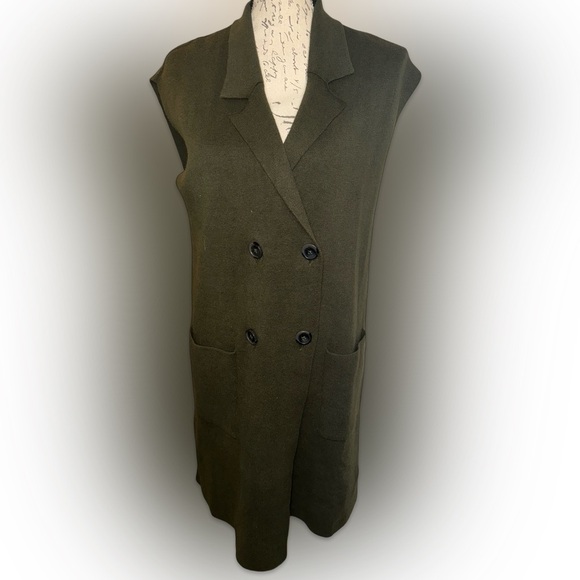 J Jill Vest - Picture 1 of 8